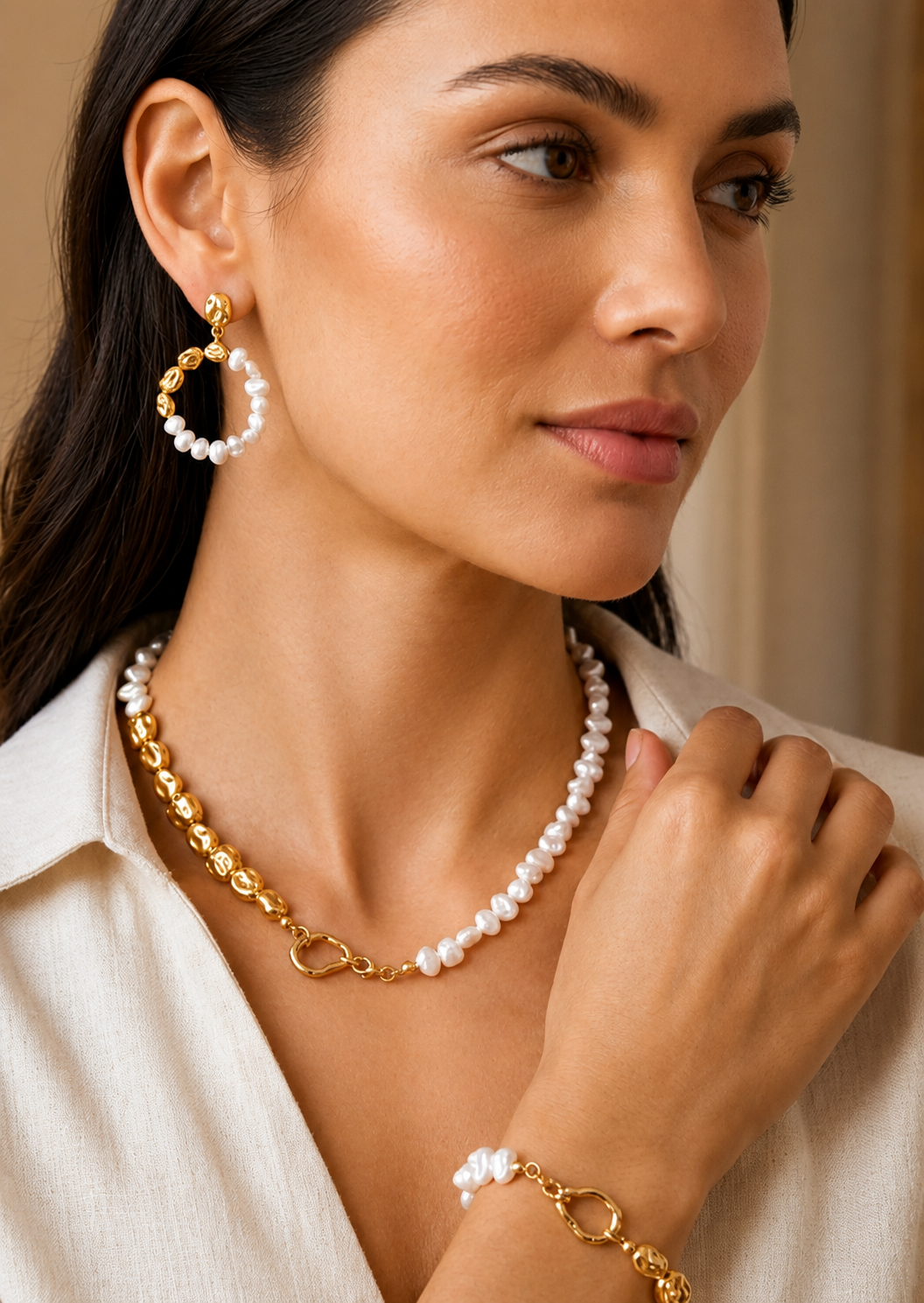 Organic Contrast Jewelry Set