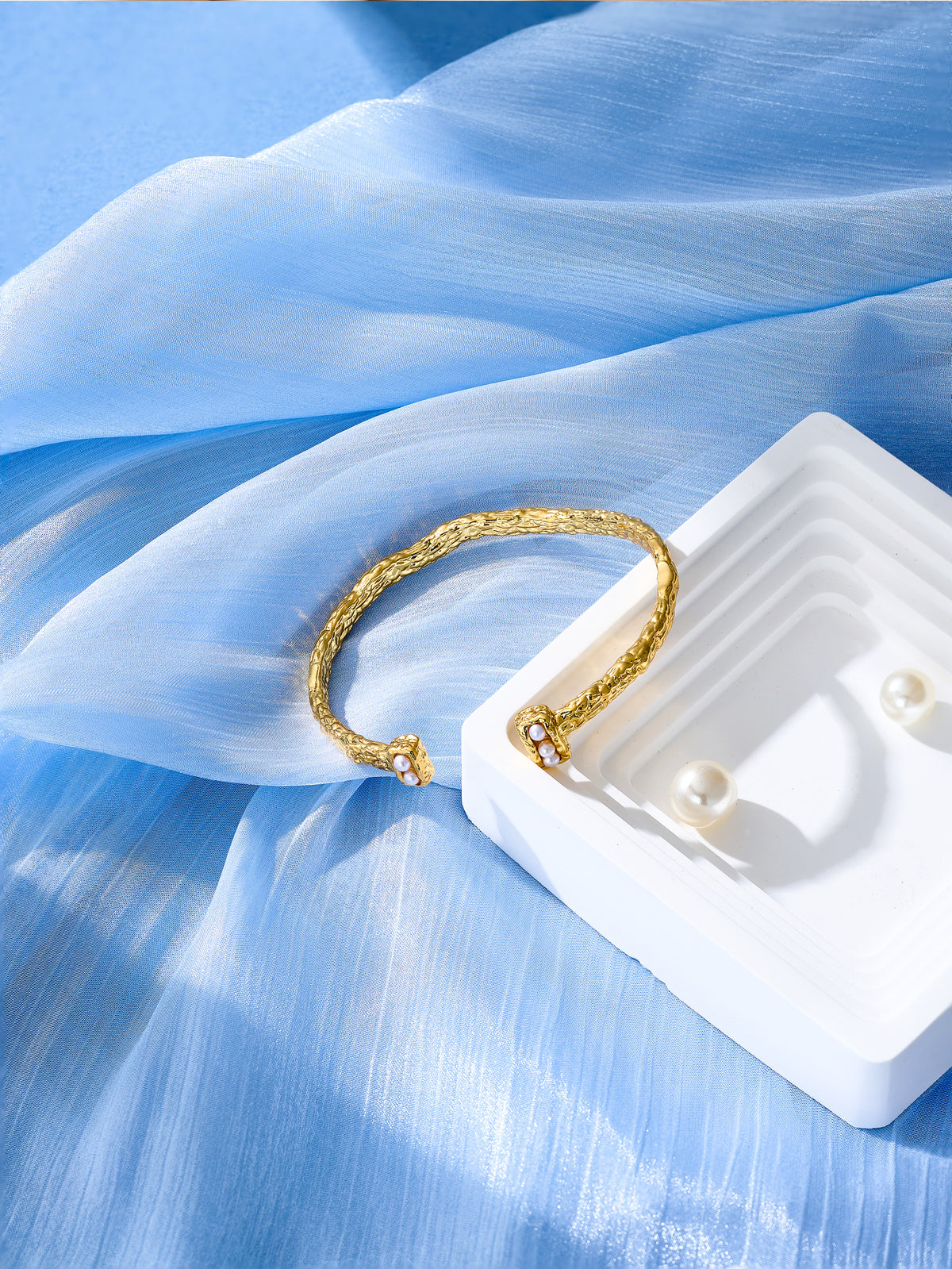 Reefline Pearl Cuff
